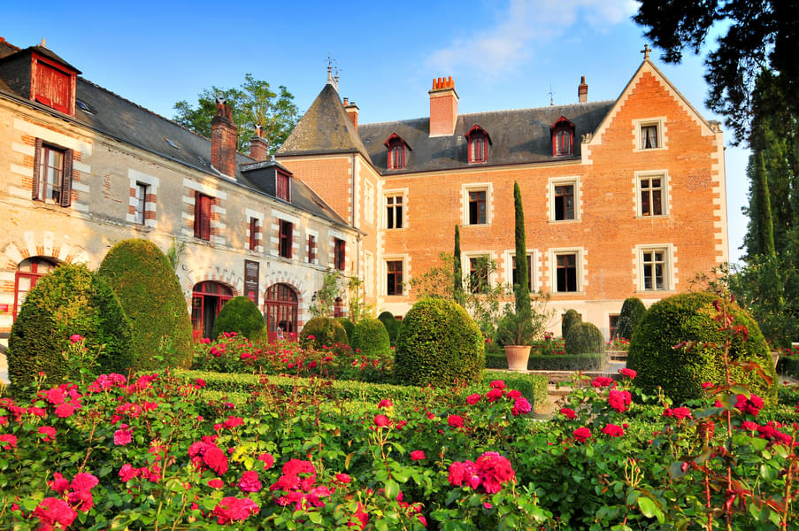 Visit Château du Clos Lucé with your loved ones