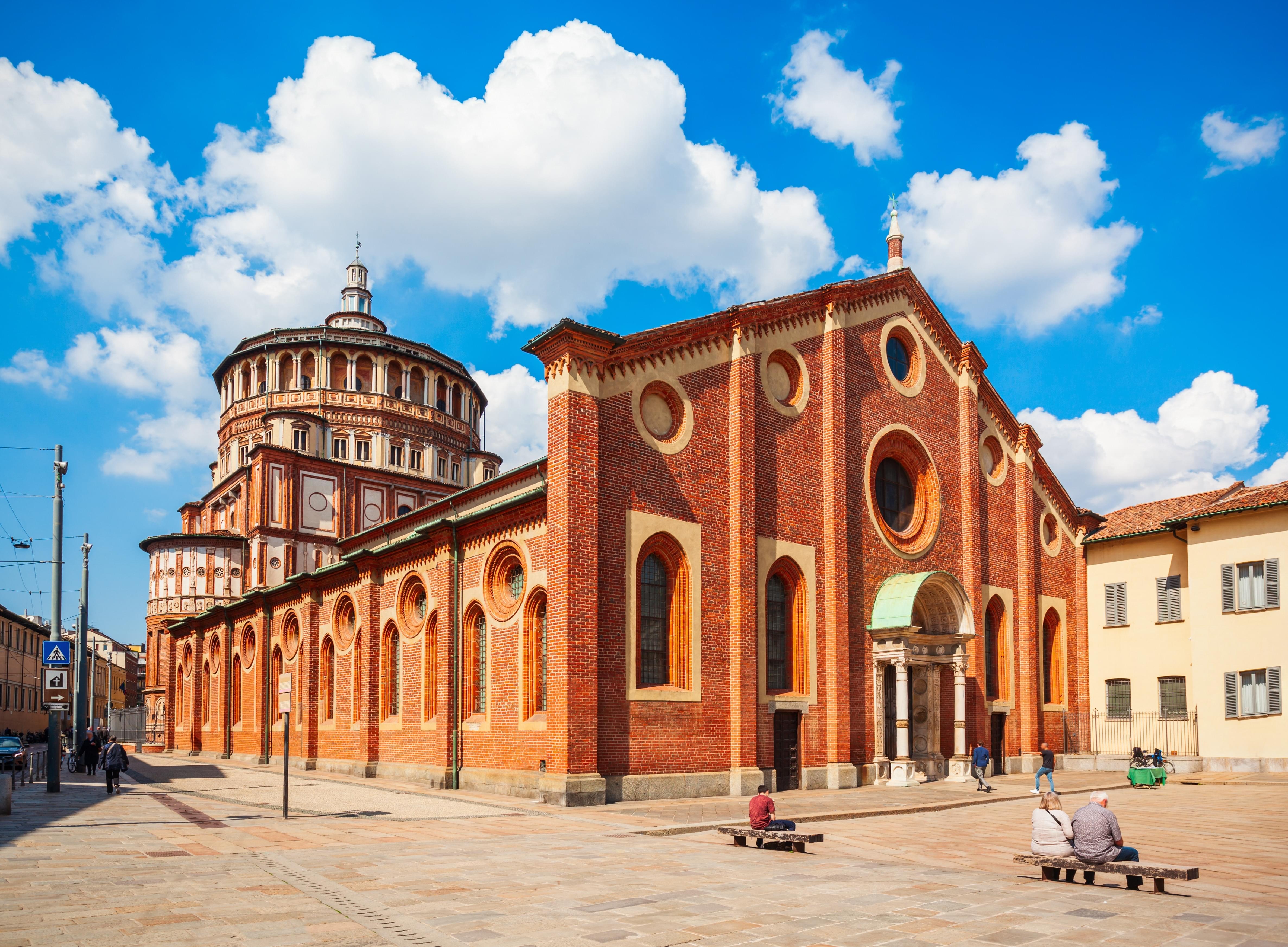 Milan Packages from Ahmedabad | Get Upto 50% Off