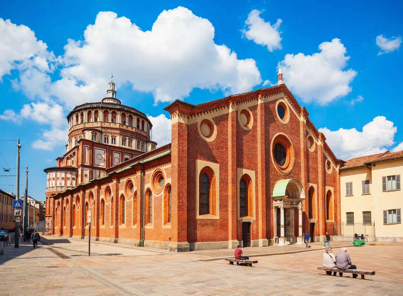 <em>Milan</em> Tour Packages From Lucknow 