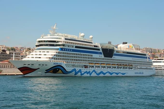 3 Hours Boat Cruise in Bosphorus 