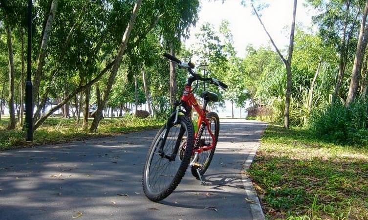 Have Fun while Cycling in East Coast Park