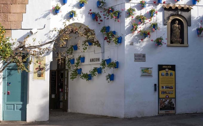 Fall in love with the aesthetics of the place