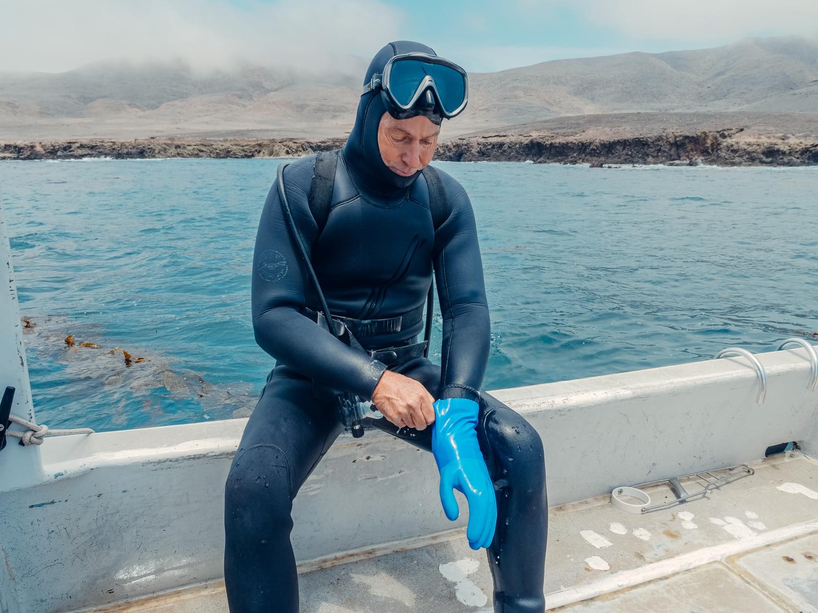 Wetsuit and Gloves