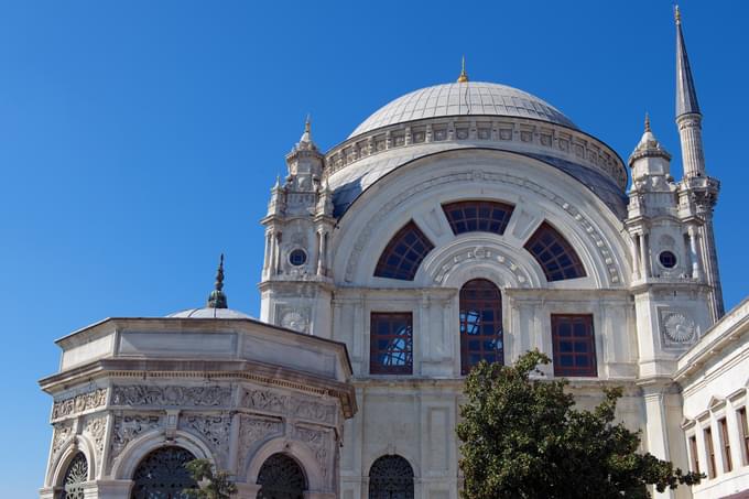 Extrior of Dolmabahce Mosque