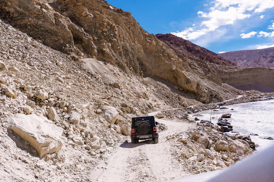 Leh Ladakh Sightseeing Tour Image