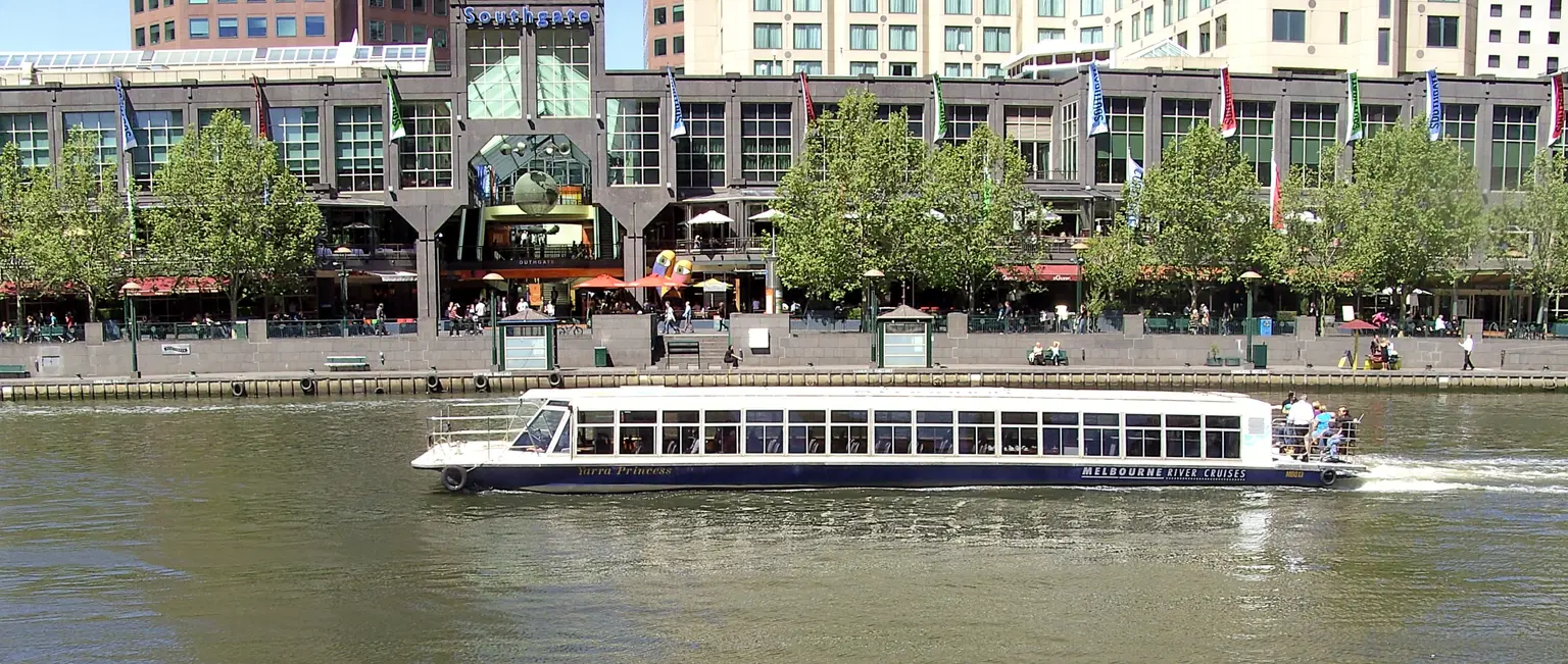 Shopping, Cruises and Art