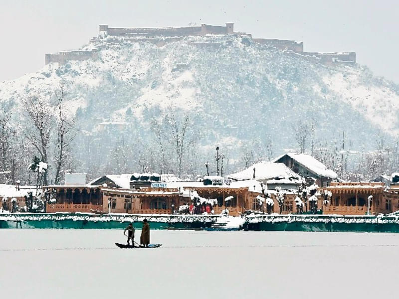 Winter Kashmir Offbeat Expedition Image