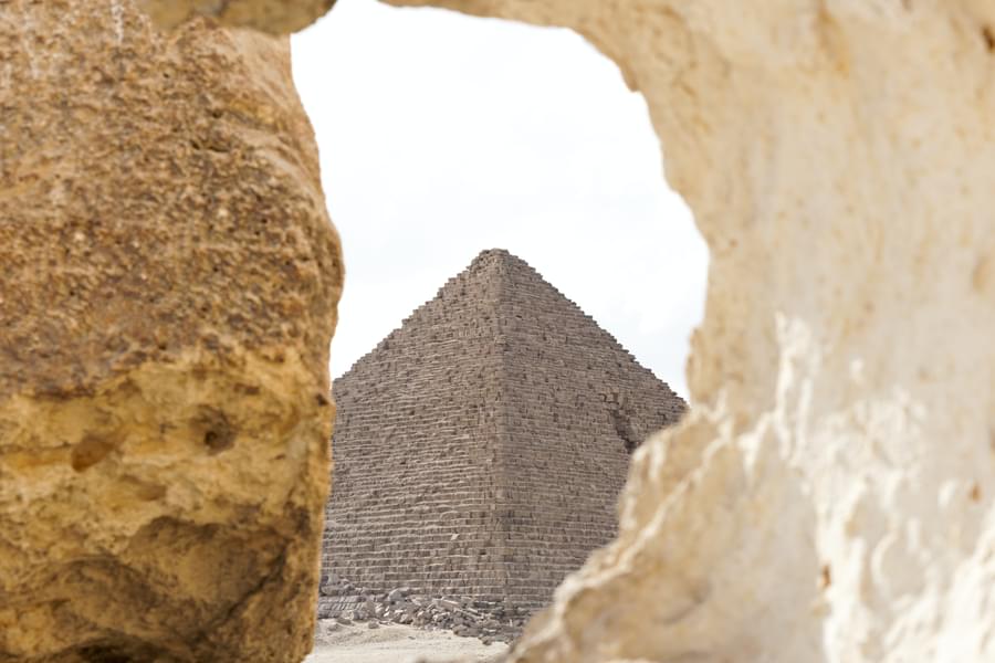 Mysteries of the Great Pyramids of Giza 