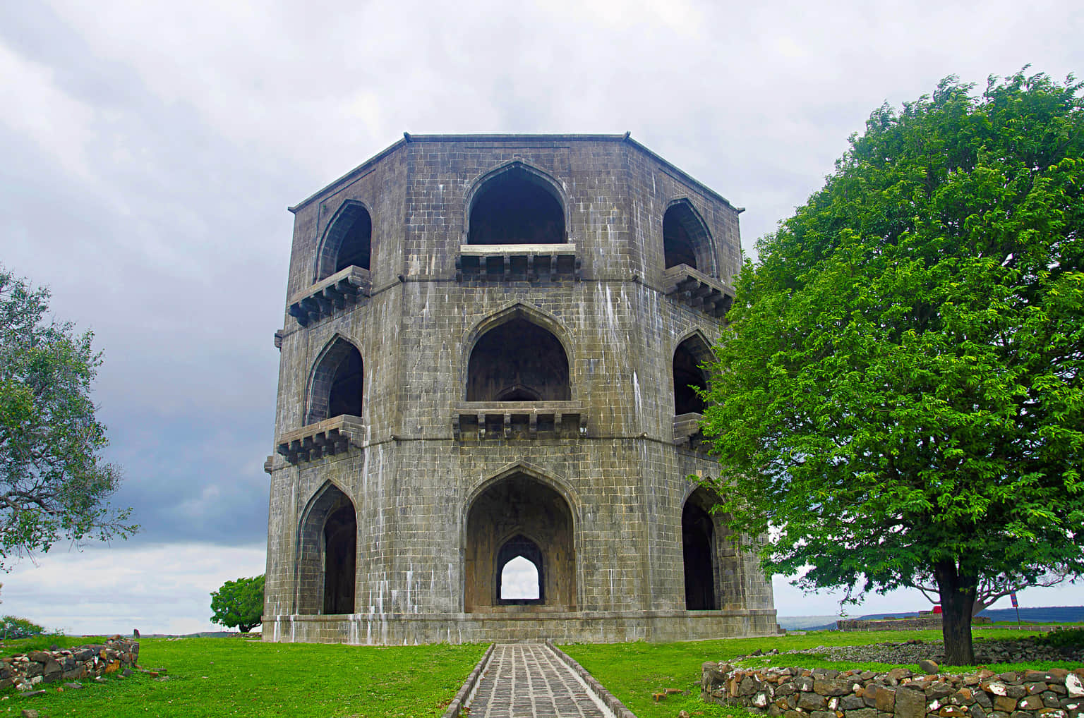 Tomb Of Salabat Khan Ii 