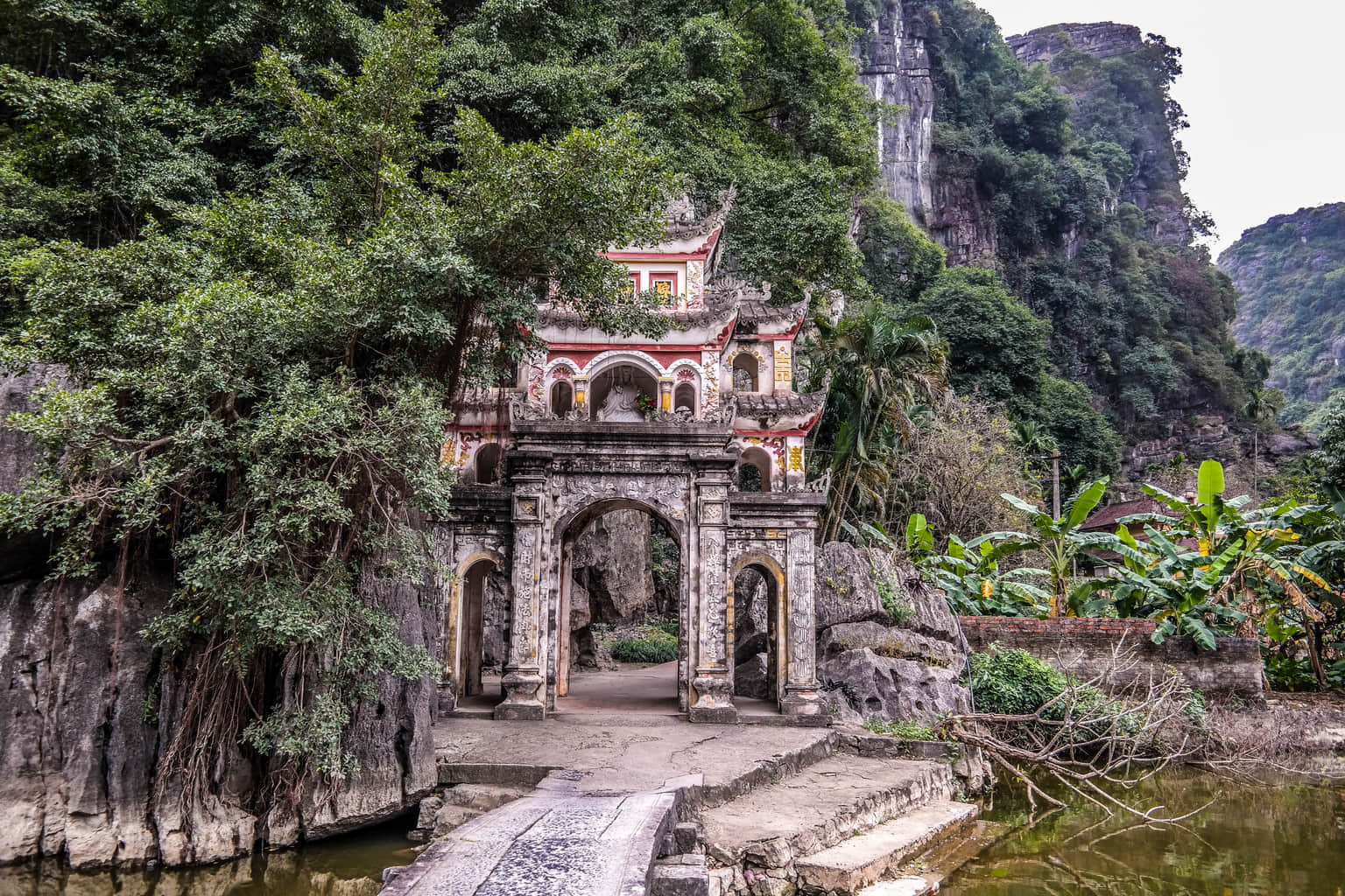Bich Dong Pagoda, <em>Ninh Binh Province</em>