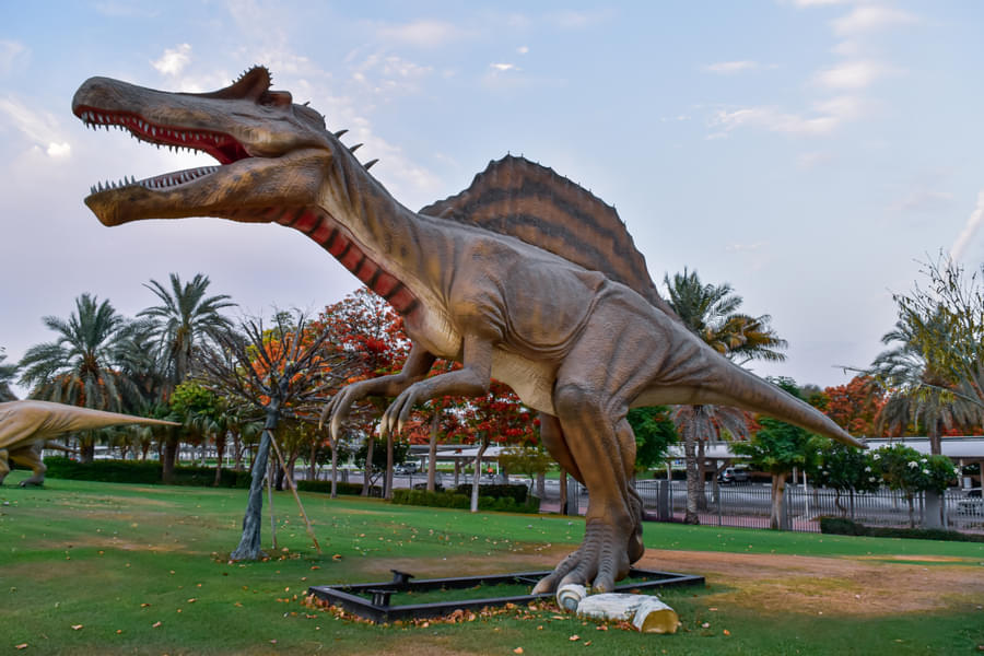 Explore the record-breaking 100 animatronic dinosaurs at the Dinosaur Park