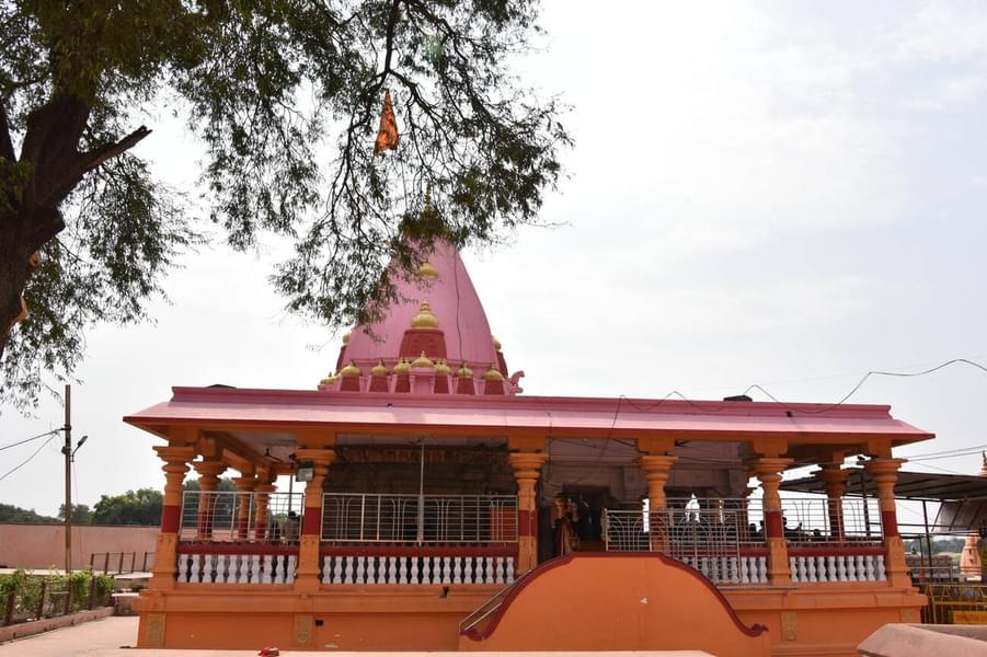 Ujjain City Tour with Shri Mahakaleshwar Jyotirlinga Temple Image