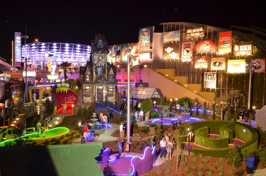 Get the most unique golfing experience at the Hollywood Drive-in-themed Mini Golf in Orlando