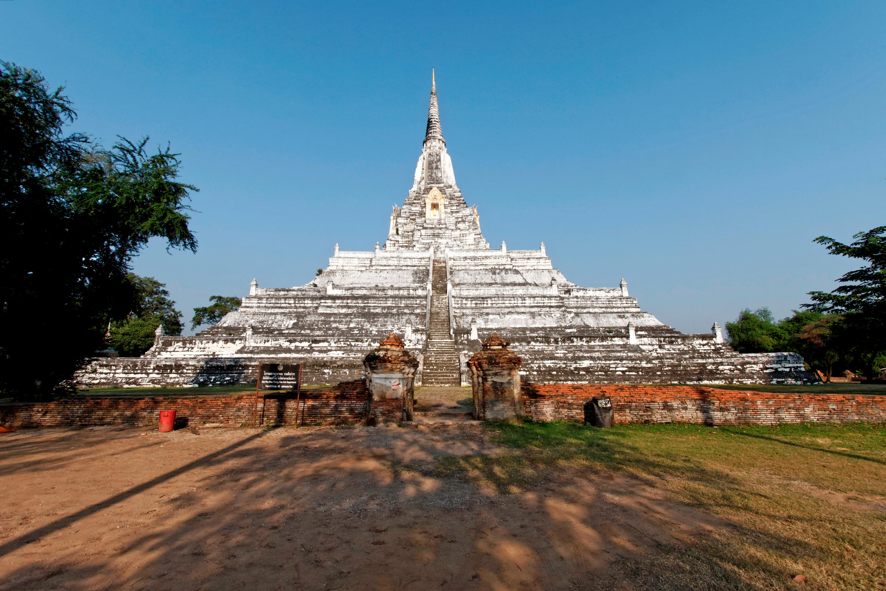 Wat Phu Overview