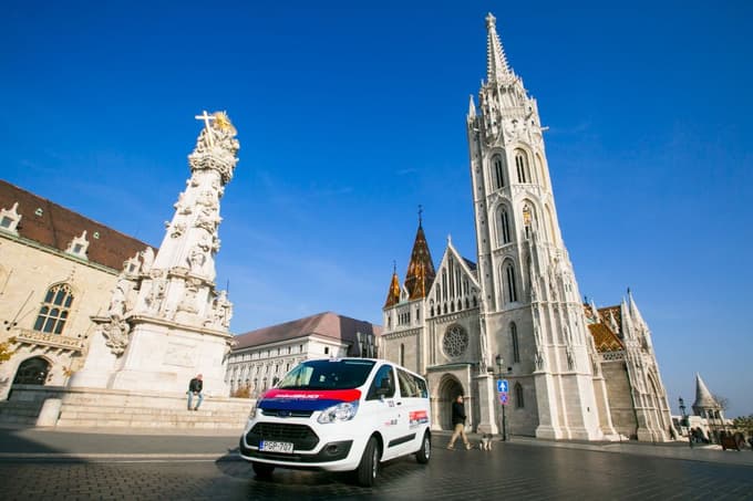 Shared Airport Shuttle Bus Transfer Budapest