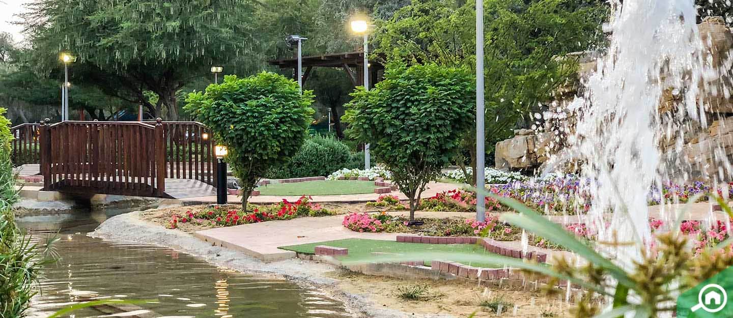 Walk around Mushrif Park.