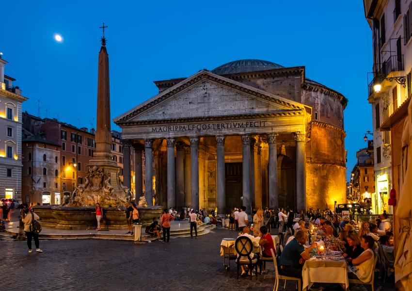 Admire the scenic view of Piazza della Rotonda