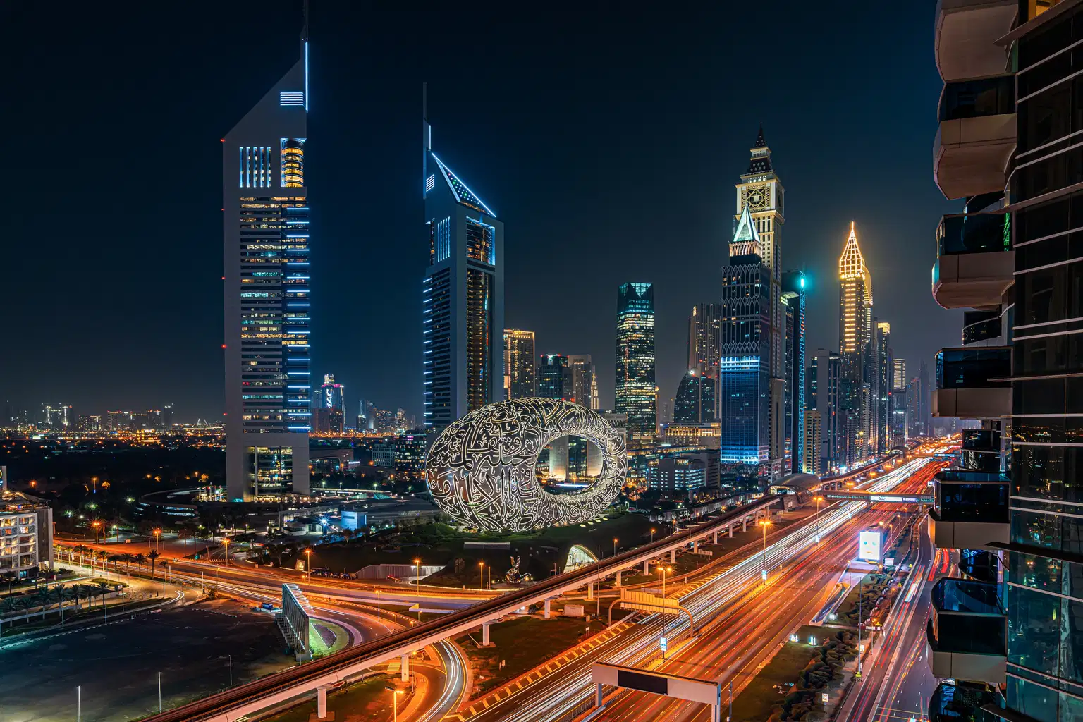 Dubai & Abu Dhabi Delights | Souks of Past and Towers of Tomorrow