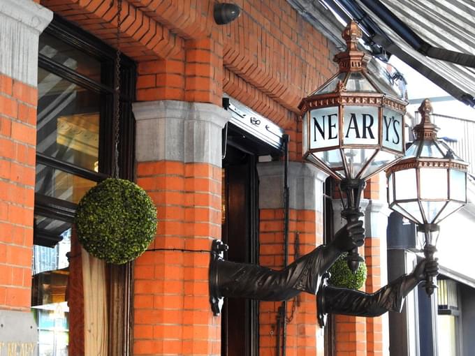 Neary’s Pub