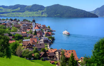 Admire the scenic Swiss Alps from the Lake Lucerne Cruise