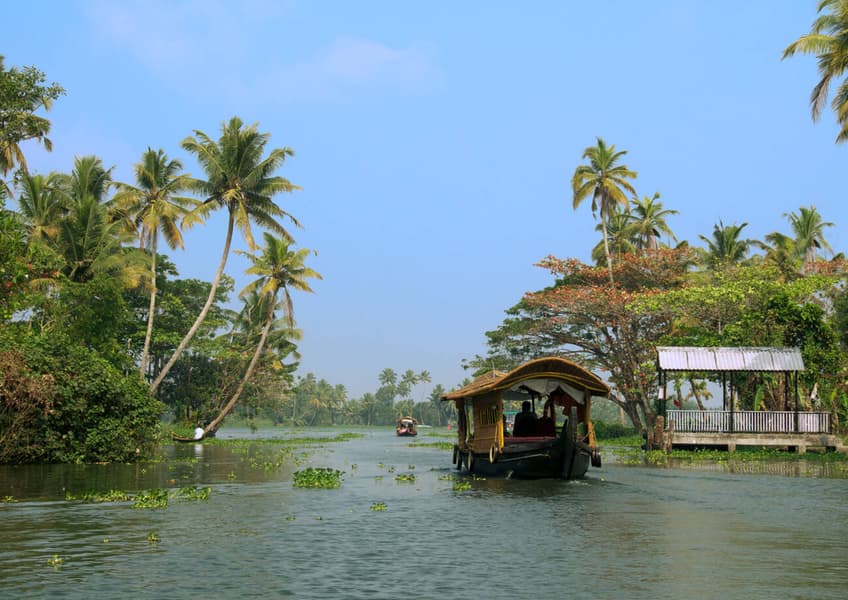Thekkady to Alleppey Sightseeing Tour Image