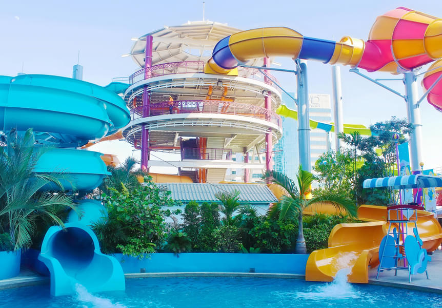 Experience an amazing time on more than 10 slides and rides