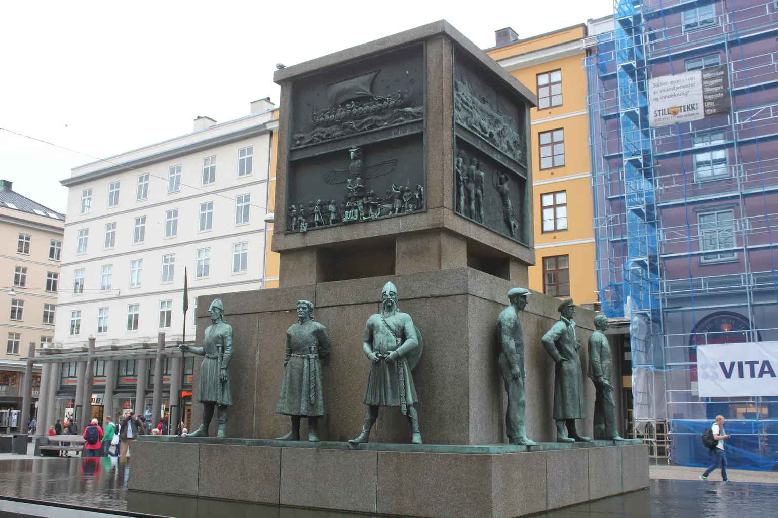 Sailor's Monument