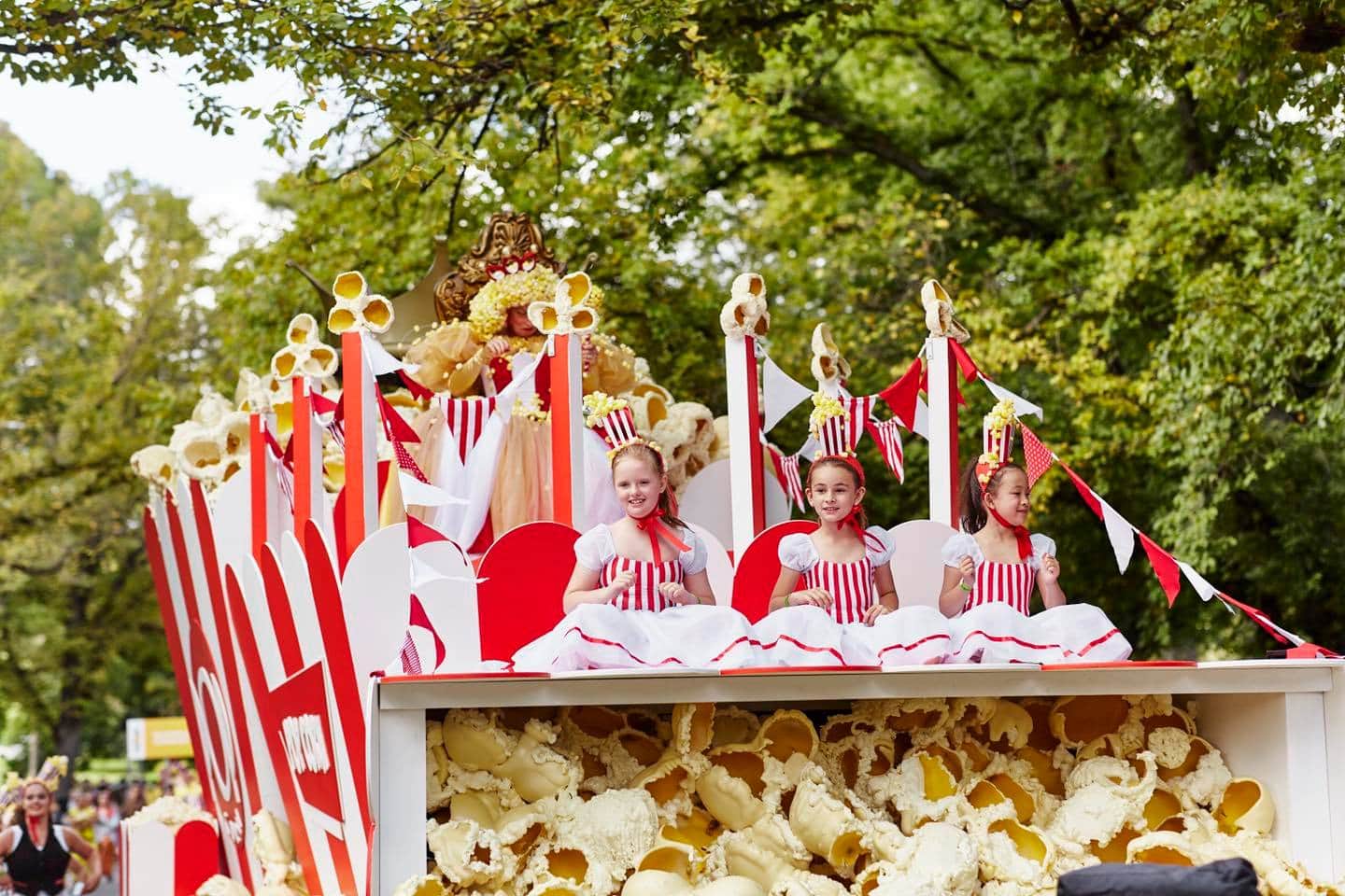 Attend the Moomba Festival