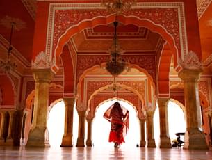 Rajasthan is synonymous to Royalty and you're sure to feel the essence of it throughout the tour.