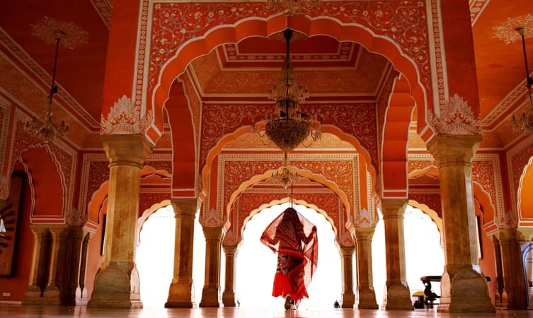 Rajasthan is synonymous to Royalty and you're sure to feel the essence of it throughout the tour.