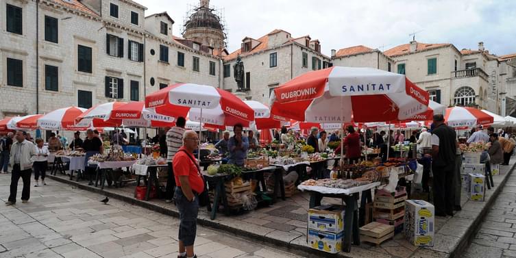 Gunduliceva Poljana Market