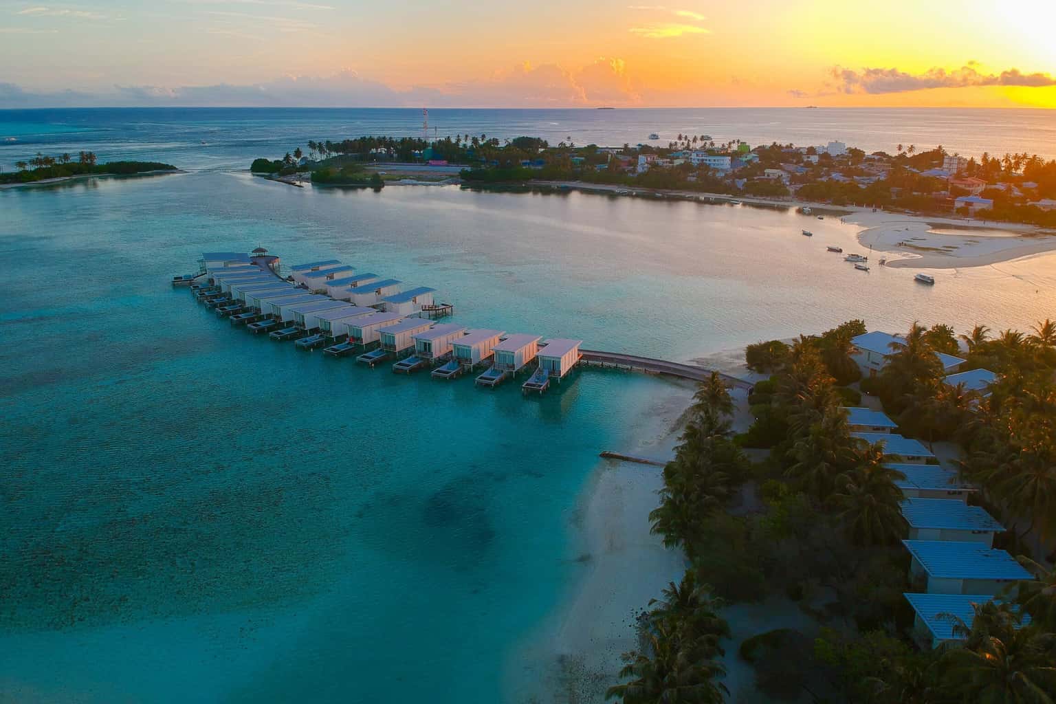 Holiday Inn Resort Kandooma, Maldives