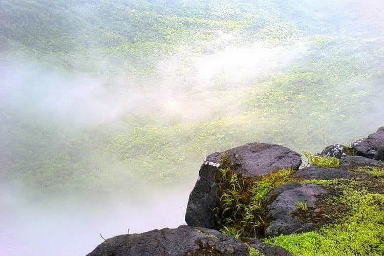 Trek To Takmak Fort Image