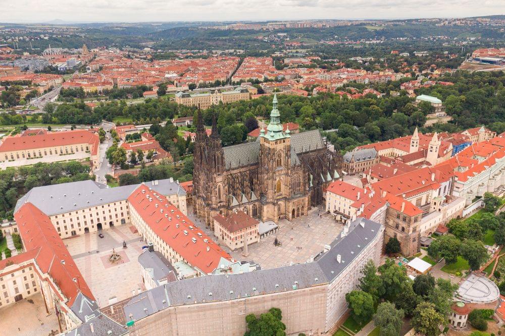 Prague Castle Tour with Local Guide 