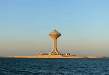 See the magnificent beauty of Corniche