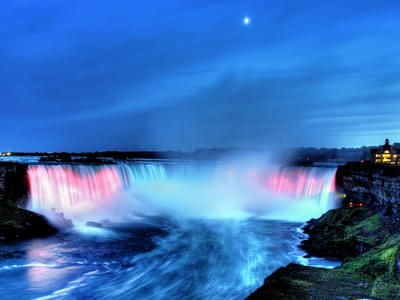 Niagara Falls, USA: Day and Night Tour with Light Show