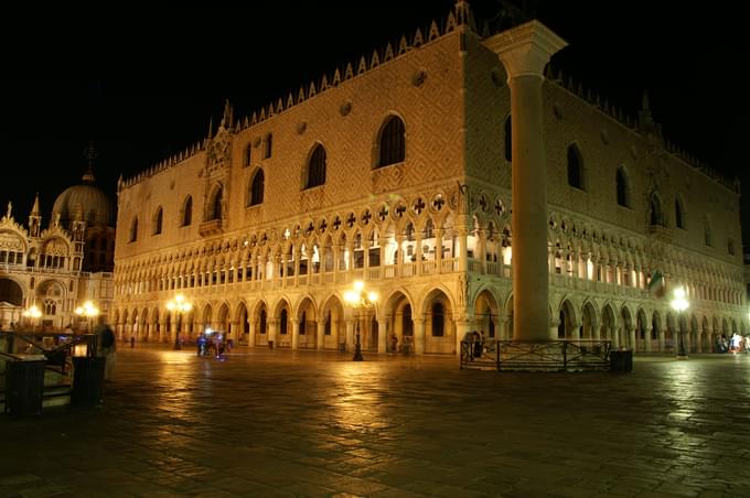 Doge's Palace Services and Accessibility