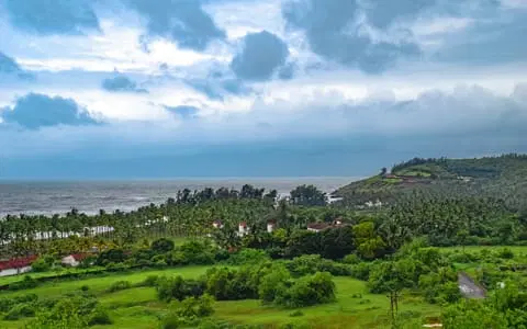 Ganpatipule Honeymoon Packages