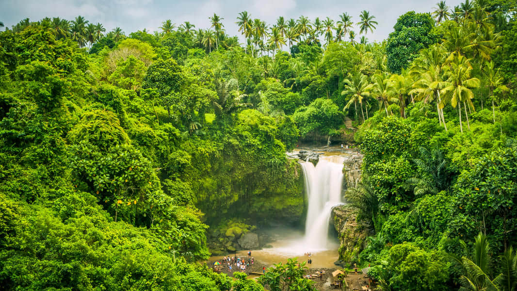 Tegenungan Waterfall: