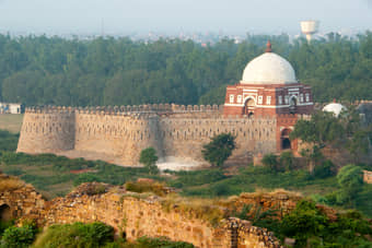Overall view of the Tughlaqabad Fort