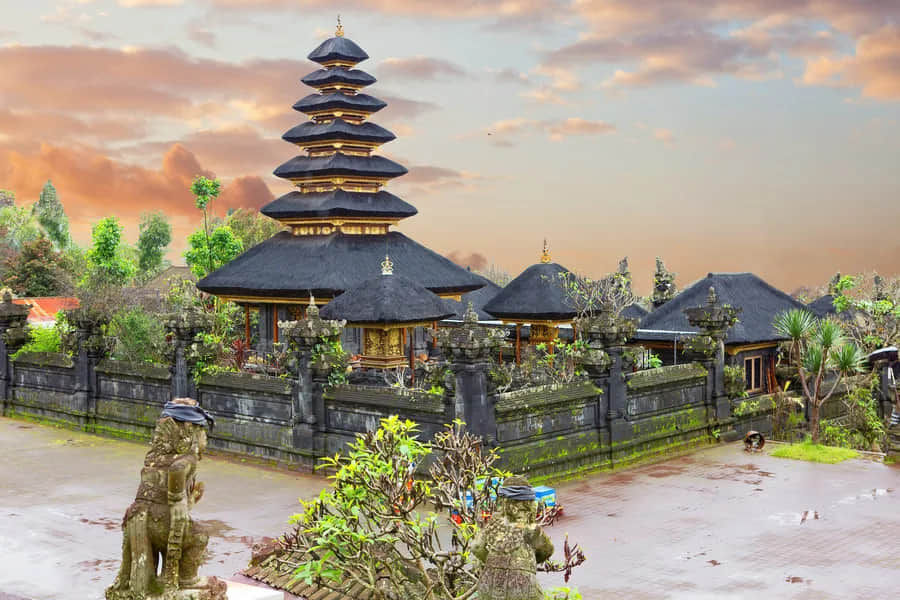 Explore the uniqueness of Hindu architecture