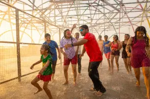 Ooucdoowrn8c28v4jsp8h28c18tt rain disco 2 hero ad241c4c38