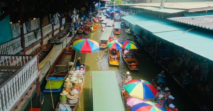 Damnoen Saduak Floating Market