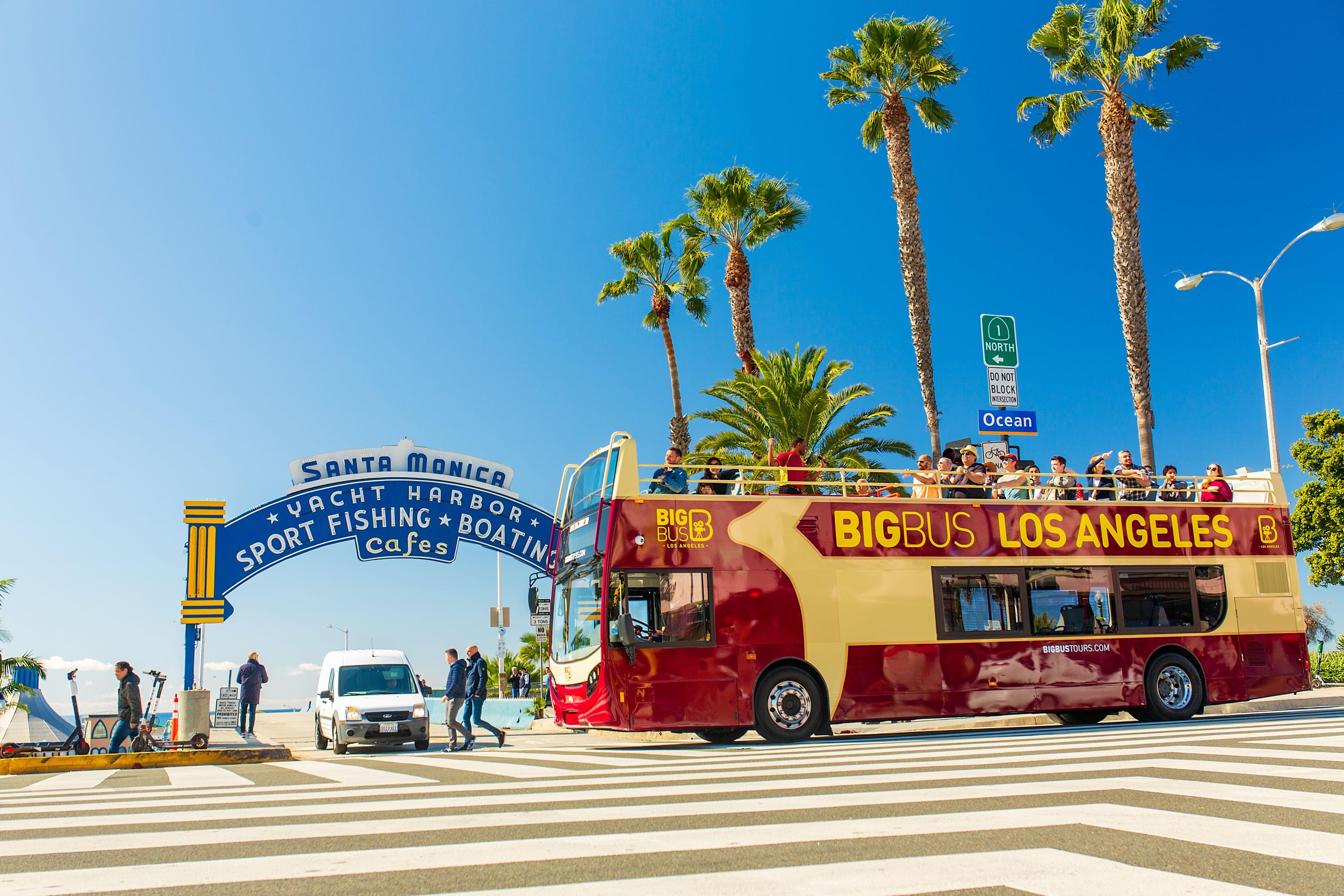 Los Angeles Hop on and Hop off Bus Pass