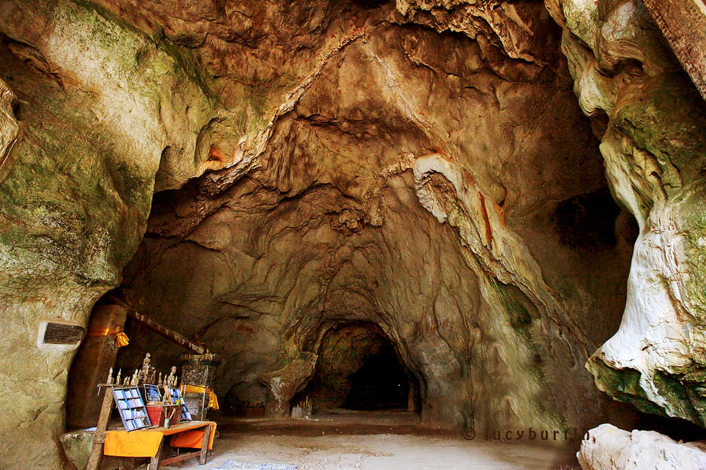 Pak Ou Caves