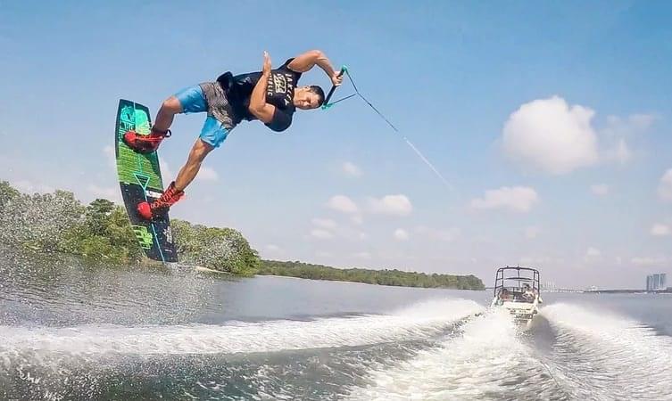 Experience Wakeboarding
