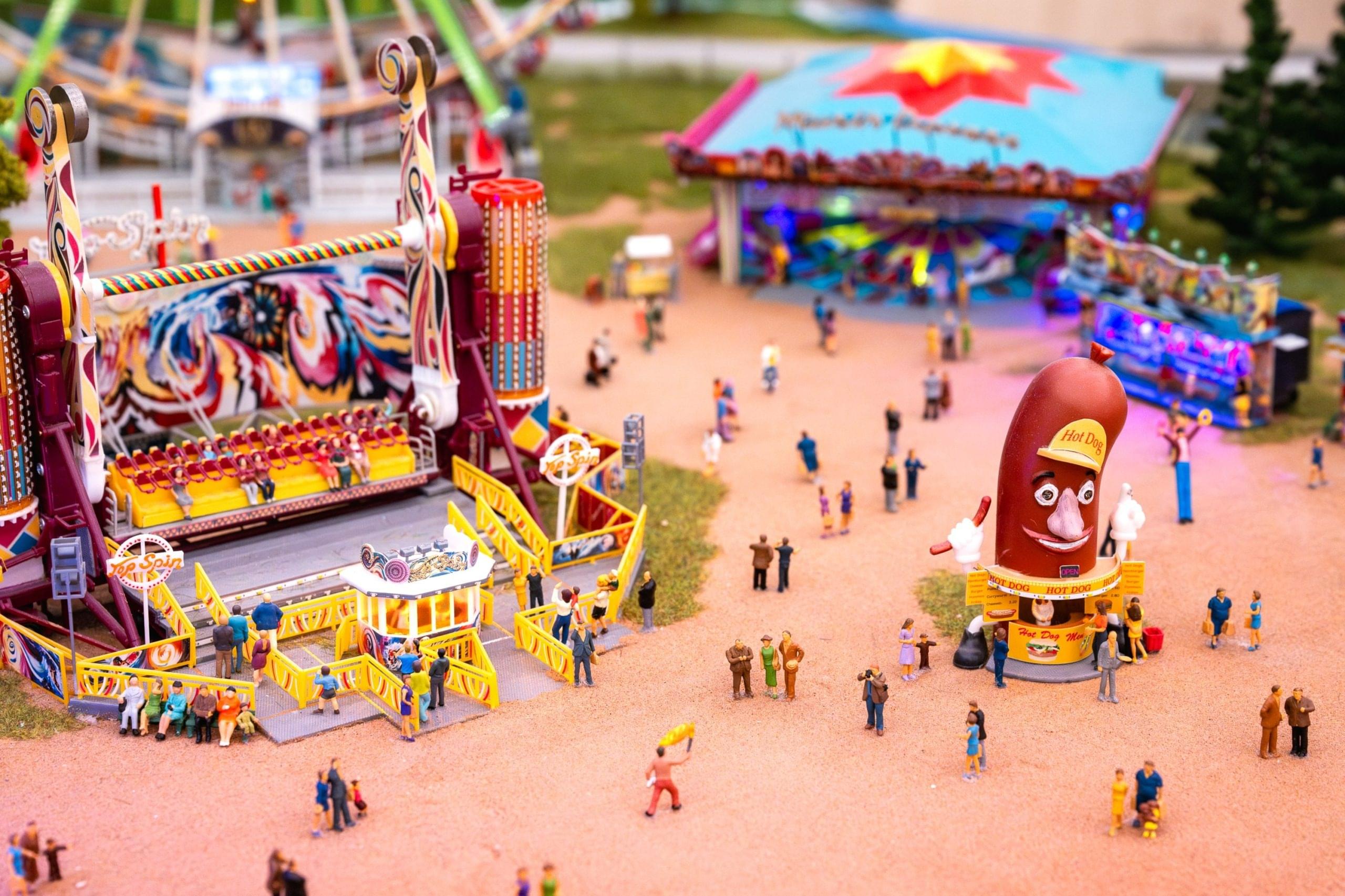 Admire the Miniature Europe