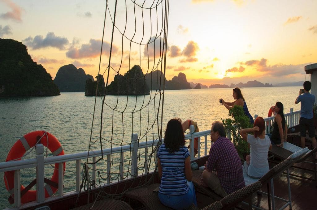 Halong Royal Palace Cruise