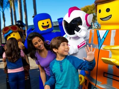 Enter the world of LEGO'S
