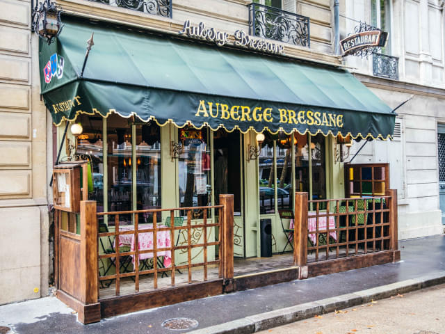 L’Auberge Bressane, Eiffel Tower Cafe